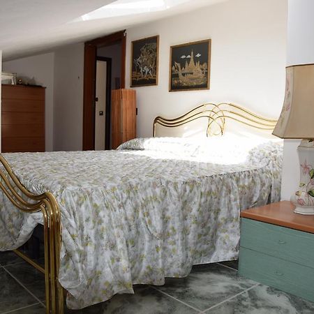 شقة تْشيفالو  في La Petite Maison الغرفة الصورة