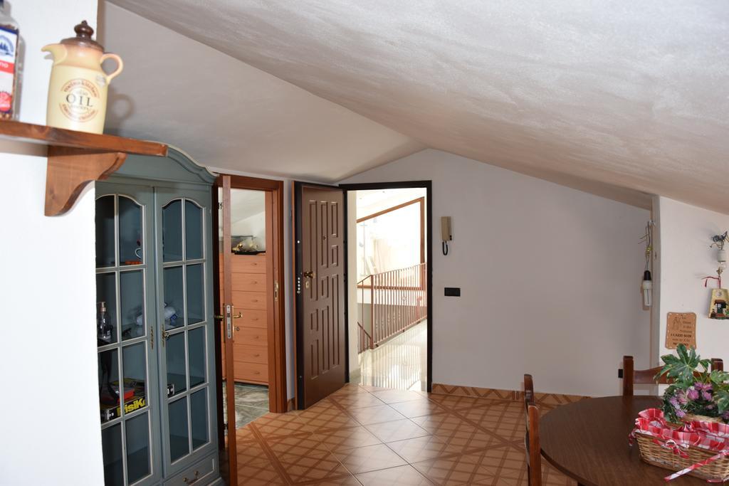 شقة تْشيفالو  في La Petite Maison الغرفة الصورة