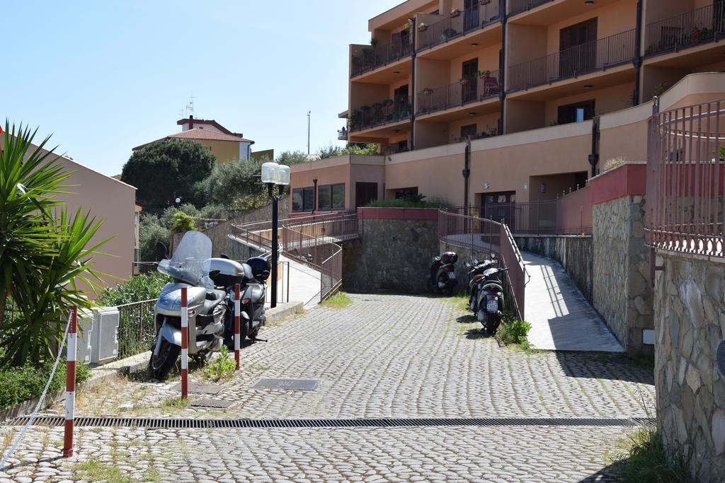 شقة تْشيفالو  في La Petite Maison الغرفة الصورة